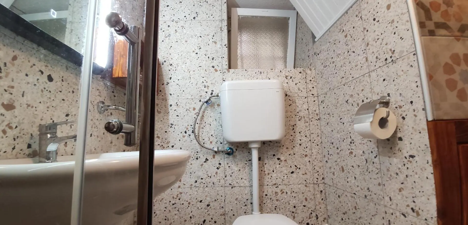 Studio Apartment Nihar Cres