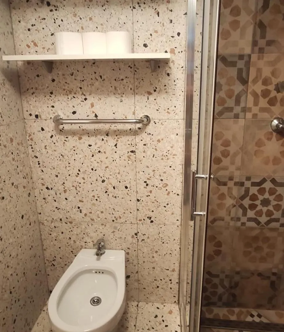 Studio Apartment Nihar Cres